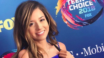 Followernya terus menanjak. Di tahun 2017, dia mendapat penghargaan Best Twitch Streamer of the Year. Foto: Instagram