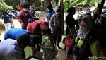 Ratusan Warga Mengungsi Akibat Longsor dan Banjir di Ciganjur