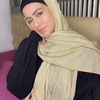 Aku telah lama mencari jawaban untuk dua pertanyaan, terutama pertanyaan keduaku mengenai apa yang akan terjadi padaku setelah mati? Ketika aku mencari jawaban pertanyaan ini dalam agamaku, aku sadar bahwa dalam hidup di dunia ini sebenarnya adalah untuk kehidupan setelahnya yang lebih baik. Dan akan lebih baik jika hidup menurut ketentuan penciptanya dan kekayaan dan keteranan bukan tujuan satu-satunya, tapi dia harus menghindari kehidupan yang berdosa dan melayani kemanusiaan, dan mengikuti jalan yang telah ditunjukkan Pencipta, tulisnya. Foto: Instagram @sanakhaan21