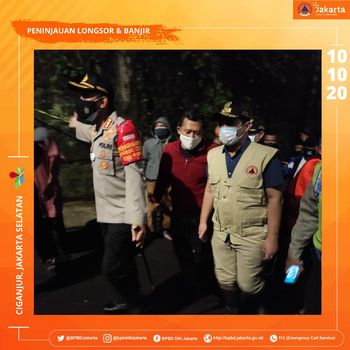 Wagub DKI Ahmad Riza Patria mengunjungi lokasi banjir di Ciganjur dan Kedaung Kali Angke