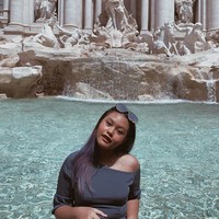 Nayla Ayu Adrevi Putri Purnomo merupakan anak kedua dari pasangan anggota DPR Eko Patrio dan istrinya Viona Rosalina. Nayla lebih sering tampil boyish dan simpel dengan riasan wajah minimalis, bahkan terkadang tanpa makeup. Foto: Instagram