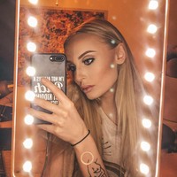 Melalui postingan tersebut, ia mengungkap bahwa pacarnya lah yang sudah membuat wajah cantiknya ternoda. Ini adalah sebelum dan sesudahku. Tidak ada akhir yang bahagia, tidak ada kebahagiaan yang sebenarnya, hanya sakit dan kesedihan. Ini adalah bagaimana hubungan bisa berakhir, Foto: Instagram @anthoniarochus