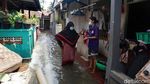 Banjir Masih Rendam Permukiman di Ciganjur