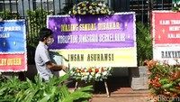 Mereka adalah mantan Dirut Jiwasraya Hendrisman Rahim, mantan Direktur Keuangan PT Asuransi Jiwasraya Hary Prasetyo, mantan Kepala Divisi Investasi dan Keuangan PT Asuransi Jiwasraya Syahmirwan.