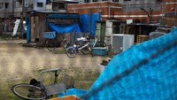 Kota ini bernama Kamagasaki yang terletak di Osaka. Disana banyak bangunan-bangunan tak terawat, sampah dan penduduk yang terbilang kumuh.  