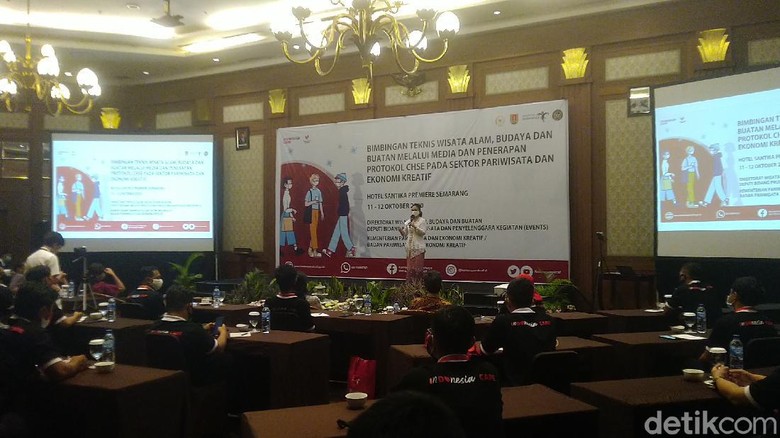 Kemenparekraf Susun Protokol Kesehatan untuk 8 Jenis Wisata Kemenparekraf Susun Protokol Kesehatan untuk 8 Jenis Wisata