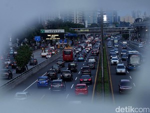 PSBB Transisi Jakarta Diperpanjang, Simak Aturan Berkendaranya