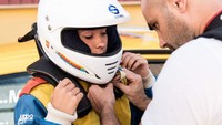 Laura Salvo, navigator wanita meninggal dunia atas insiden kecelakaan saat mengikuti ajang Rally Vidreiro di Portugal, Sabtu (10/10/2020).  Wanita berusia 21 tahun ini sudah menghembuskan nafas terakhirnya di mobil saat tim medis memberikan pertolongan. Foto: Facebook Laura Salvo