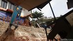 Melihat Lagi Rumah Melayang Akibat Longsor di Ciganjur