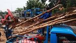 Melihat Lagi Rumah Melayang Akibat Longsor di Ciganjur