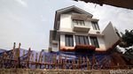 Melihat Lagi Rumah Melayang Akibat Longsor di Ciganjur