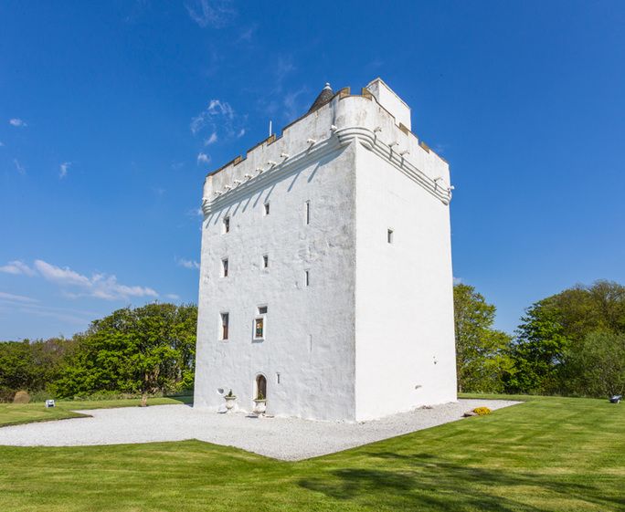 low castle