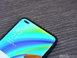 Unboxing Reno4 F, Ponsel Berbodi Ramping Punya 6 Kamera