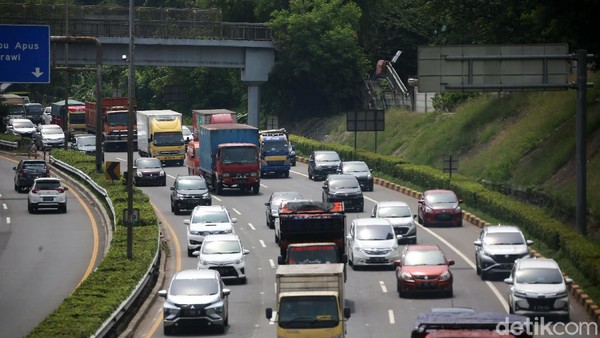PSBB Transisi, Tol JORR Kembali Ramai