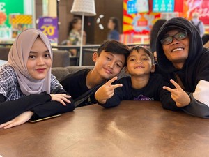 Sule Jelaskan Anaknya Bukan Nyolong, Cuma Selamatkan Harta Lina Jubaedah