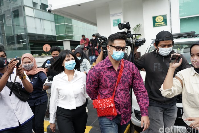 Vanessa Angel dan Bibi Vanessa Angel dan Bibi saat ditemui di PN Jakarta Selatan.