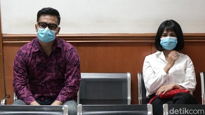 Vanessa Angel Paksakan Diri Jalani Sidang Tuntutan