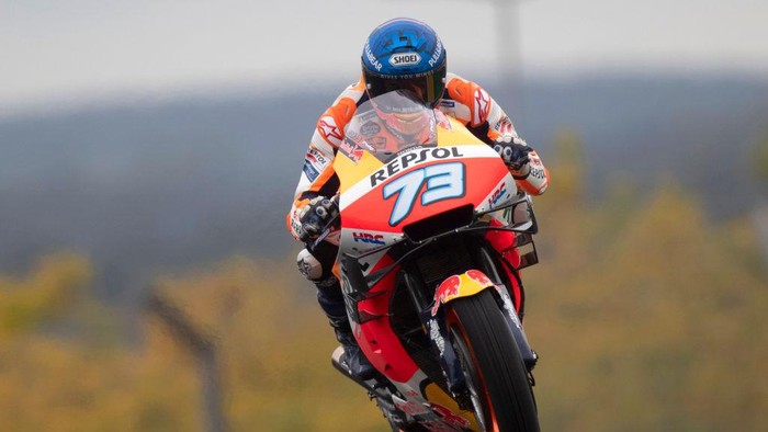 LE MANS, FRANCE - OCTOBER 09: Alex Marquez of Spain and Repsol Honda Honda  heads down a straight during the MotoGP of France: Free Practice at Bugatti Circuit  on October 09, 2020 in Le Mans, France. (Photo by Mirco Lazzari gp/Getty Images)