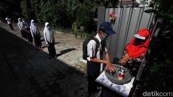Begini Simulasi Tatap Muka Sekolah di Solo