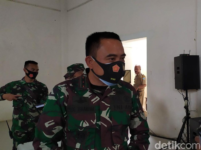 Dandim 0611/Garut Letkol CZI Deni Iskandar