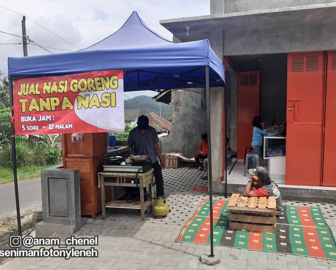 Jual Nasi Goreng Tanpa Nasi Warung Ini Bikin Netizen Kesal