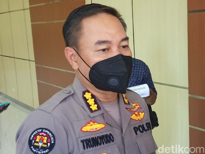 Kabid Humas Polda Jatim Kombes Trunoyudo Wisnu Andiko