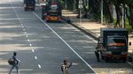 Melihat Personel Polisi Melakukan Persiapan Pengamanan Demo