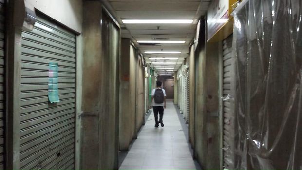 Pasar HWI Lindeteves Glodok ditutup antisipasi demo PA 212 dkk Pasar HWI Lindeteves Glodok ditutup antisipasi demo PA 212 dkk