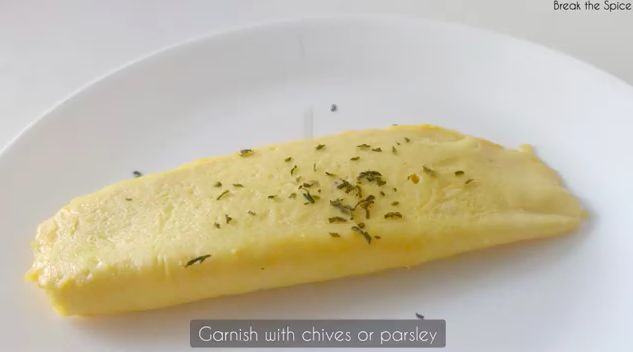 Resep Omelet Prancis ala Gabriel di 'Emily in Paris'