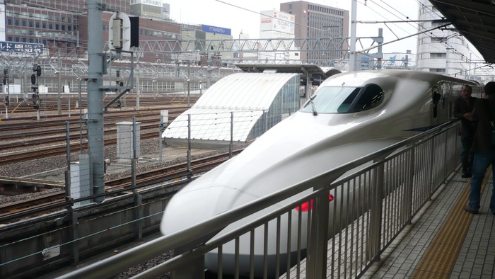 Kereta Cepat Shinkansen