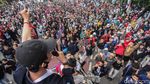 Tak Bisa Ke Istana, Mahasiswa Orasi di Kawasan Gambir