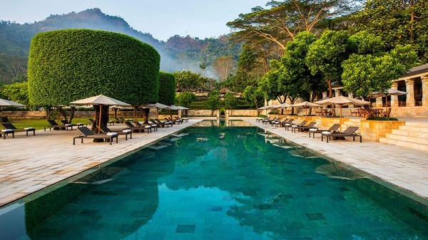 Setiap resor pada Amanjiwo hotel dilengkapi oleh kolam renang pribadi. Hal ini tentunya memberikan Anda privasi sendiri untuk menikmati liburan di tengah hamparan sawah dengan udara yang sejuk (dok Amanjiwo) Setiap resor pada Amanjiwo hotel dilengkapi oleh kolam renang pribadi. Hal ini tentunya memberikan Anda privasi sendiri untuk menikmati liburan di tengah hamparan sawah dengan udara yang sejuk (dok Amanjiwo)