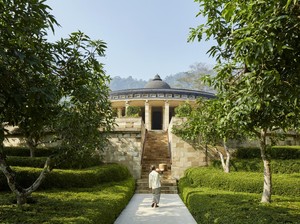 Ini Resor Mewah di Magelang Tempat Staycation Raisa dan Hamish