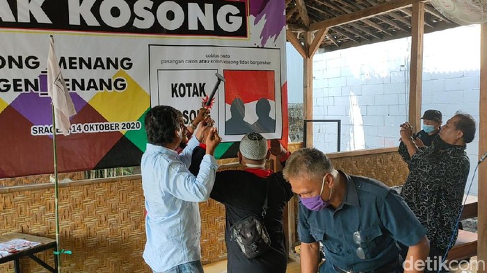 Deklarasi dukung kotak kosong di Sragen, Rabu (14/10/2020).