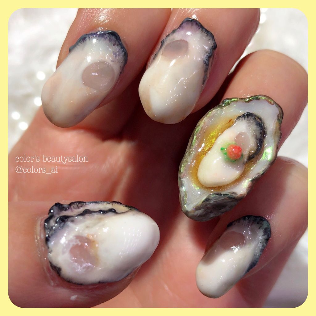 Desain Kuku Palsu Mirip Sashimi  Gurita dan Tiram