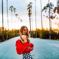 Inilah Clarissa Tanoesoedibjo, anak keempat konglomerat Hary Tanoesoedibjo. Desember lalu, ia berhasil meraih gelar MBA dari sebuah universitas di AS saat usianya 23 tahun. (Foto: Instagram/@clarissatanoe).