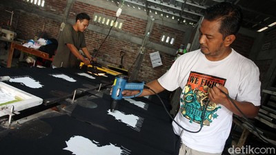 Geliat Pengusaha Sablon Hadapi Musim Pilkada