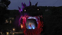 Wahana ini diberi nama Godzilla Interception Operation Awaji, pengunjung dapat memasuki tubuh Godzilla dari mulutnya yang terbuka melalui zipline.