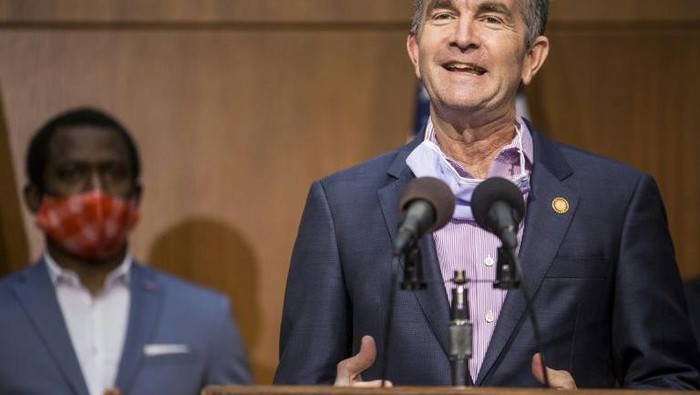 Gubernur Virginia Ralph Northam hendak diculik kelompok sayap kanan (AFP Photo)