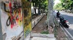 Halte Bus di Kota Bandung Jadi Sasaran Vandalisme