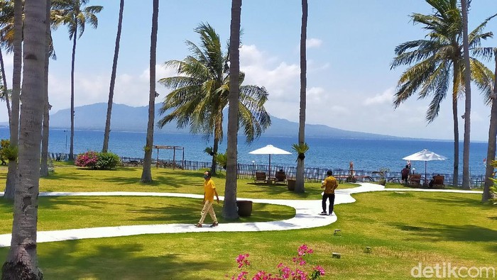 Hari Tanpa Bayangan di Banyuwangi