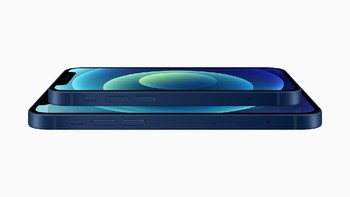iPhone 12 dan iPhone 12 mengusung layar Super Retina XDR dan ditenagai A14 Bionic. Foto: Apple