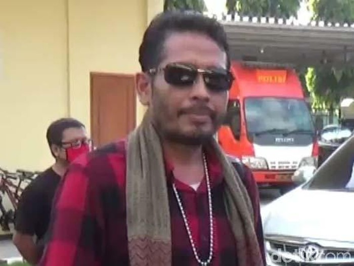 M. Yunus Wahyudi, aktivis antimasker Banyuwangi