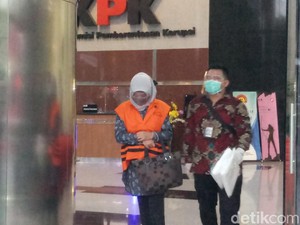 KPK Kembali Tahan 1 Eks Anggota DPRD Sumut Tersangka Suap Gatot Pujo