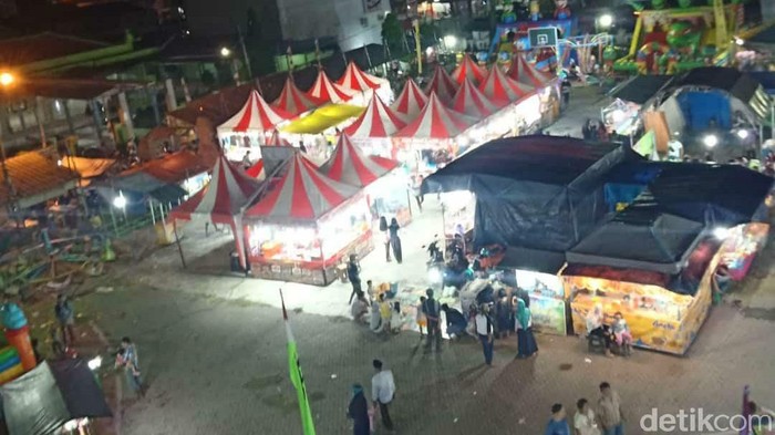 Pengusaha pasar malam di Kuningan curhat nganggur 7 bulan akibat Corona