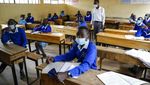 Potret Antusias Siswa Kenya Kembali ke Sekolah