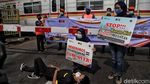 Sosialisasi Keselamatan Perlintasan KA lewat Aksi Teatrikal