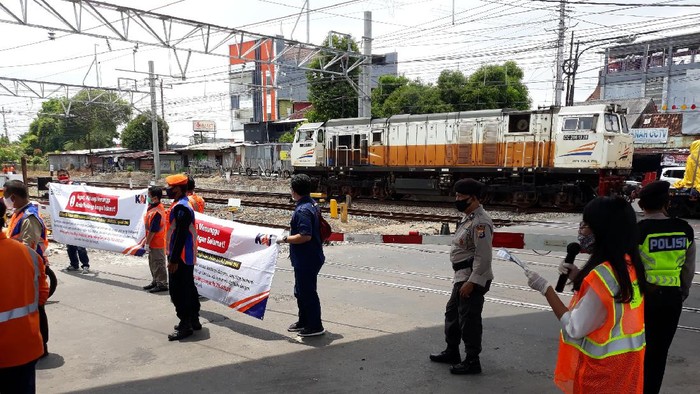 Sosialisasi perlintasan sebidang di Yogyakarta