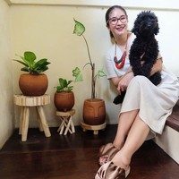 Presenter lain yang hobi bertanamnya bisa jadi inspirasi adalah Novita Angie. Angie mengaku jika hobi ini muncul ketika pandemi untuk mengalihkan rasa stres atas ketidakpastian situasi. Foto: Instagram