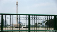 Seperti diketahui, revitalisasi Monas bagian selatan sempat menjadi polemik izin dari Sekretariat Negara (Setneg). Sehingga, proses revitalisasi Monas sempat terhenti.